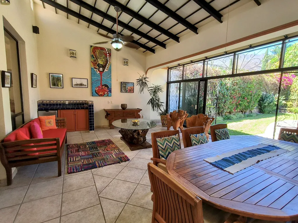 CR80 TERRRAZA TECHADA.webp