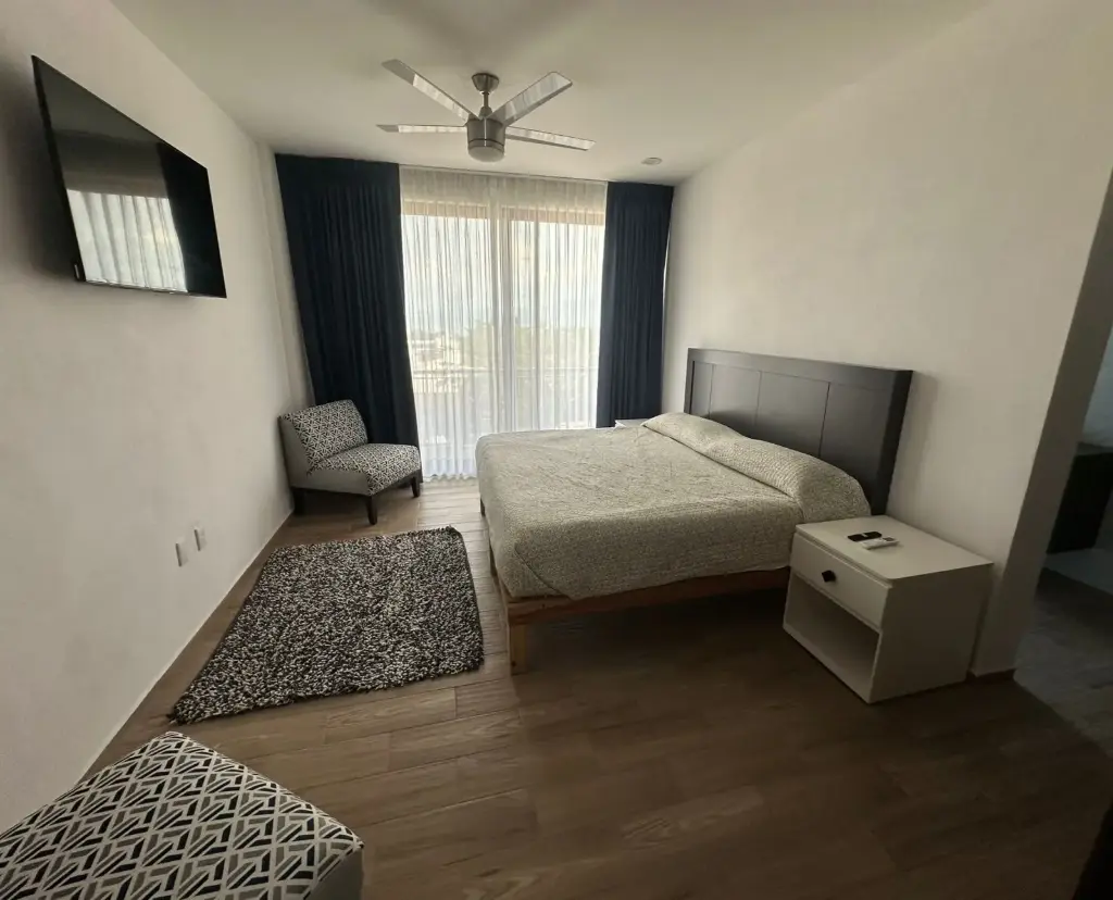 LUXOR LOFT 3