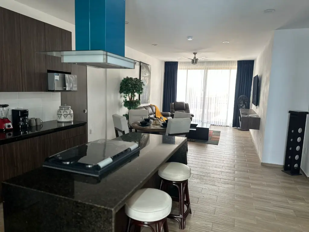 LUXOR LOFT 11